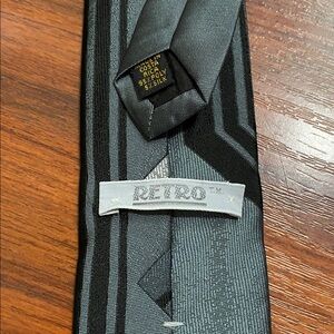 Etro Geometric Gray and Black Silk Tie